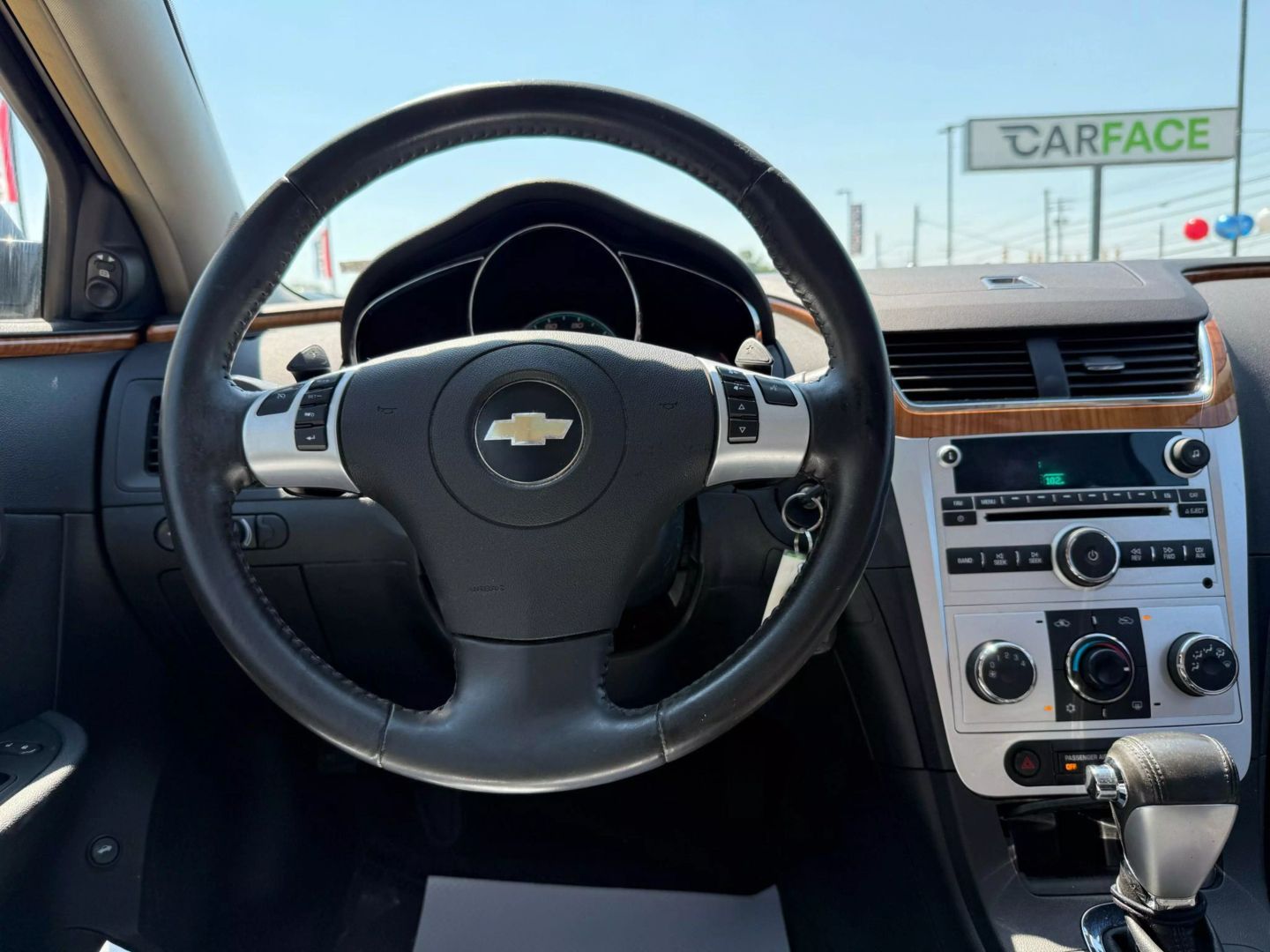 2008 Chevrolet Malibu - Image 24