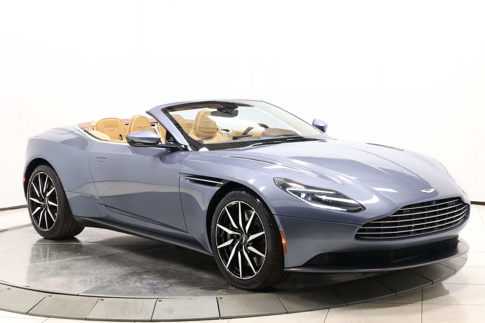 2019 Aston Martin Db11 - Image 85