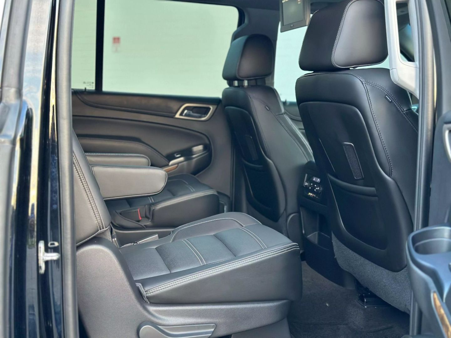 2015 GMC YUKON XL SUV V8, ECOTEC3, FF, 6.2L DENALI SPORT UTILITY 4D