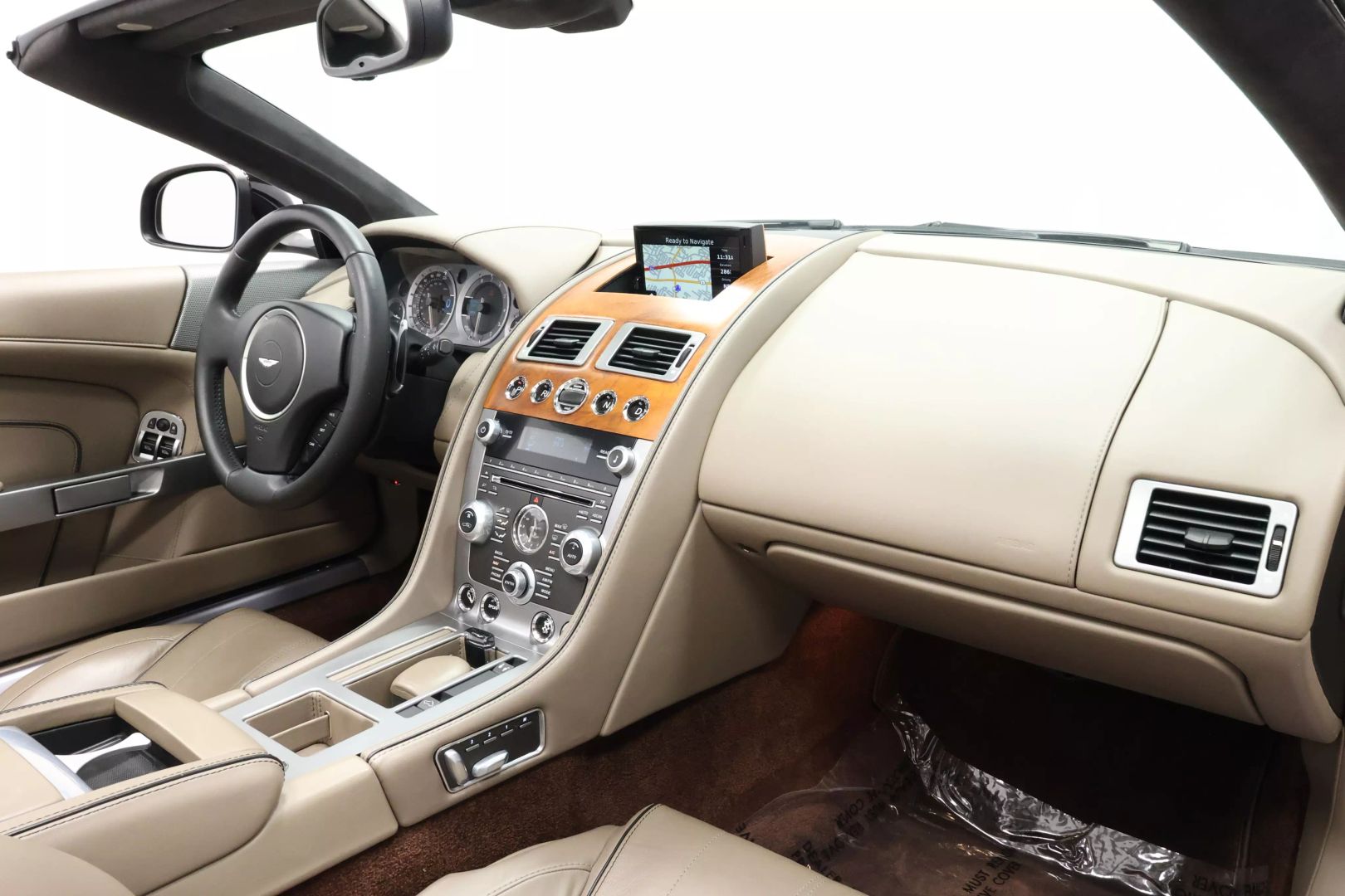 2015 Aston Martin Db9 - Image 82