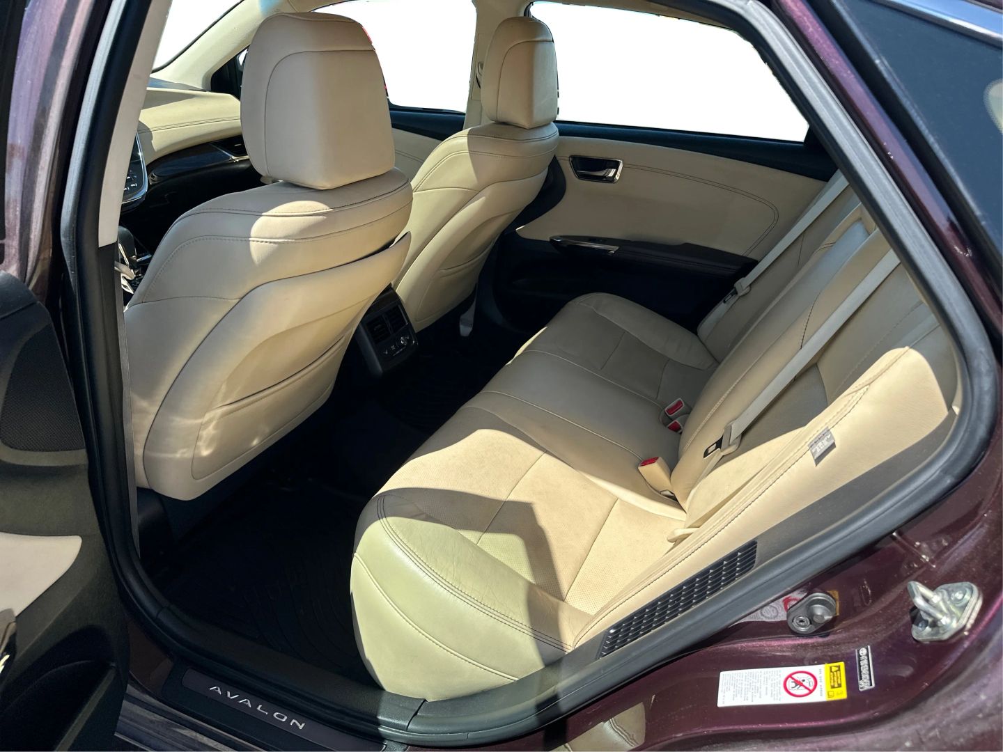 2014 TOYOTA AVALON SEDAN 4-CYL, HYBRID, 2.5 LITER LIMITED HYBRID SEDAN 4D