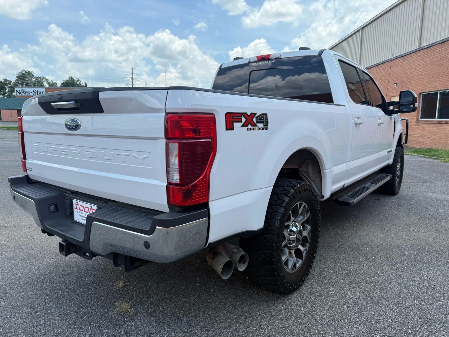 2020 Ford F250 Super Duty Crew Cab - Image 7
