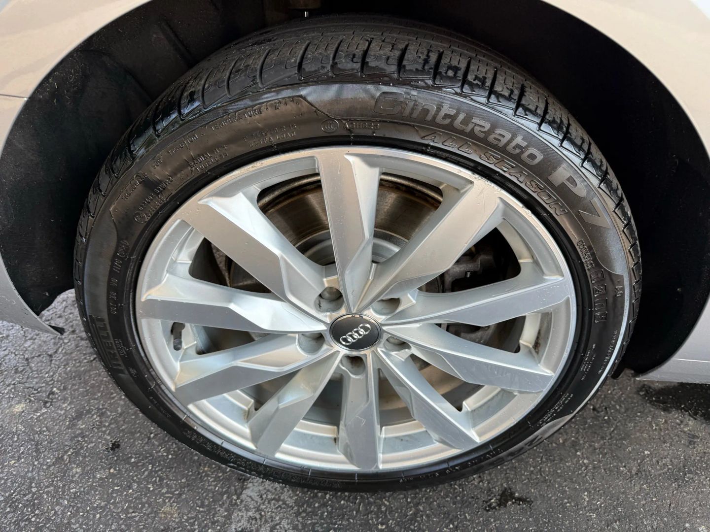 2017 Audi A4 - Image 44