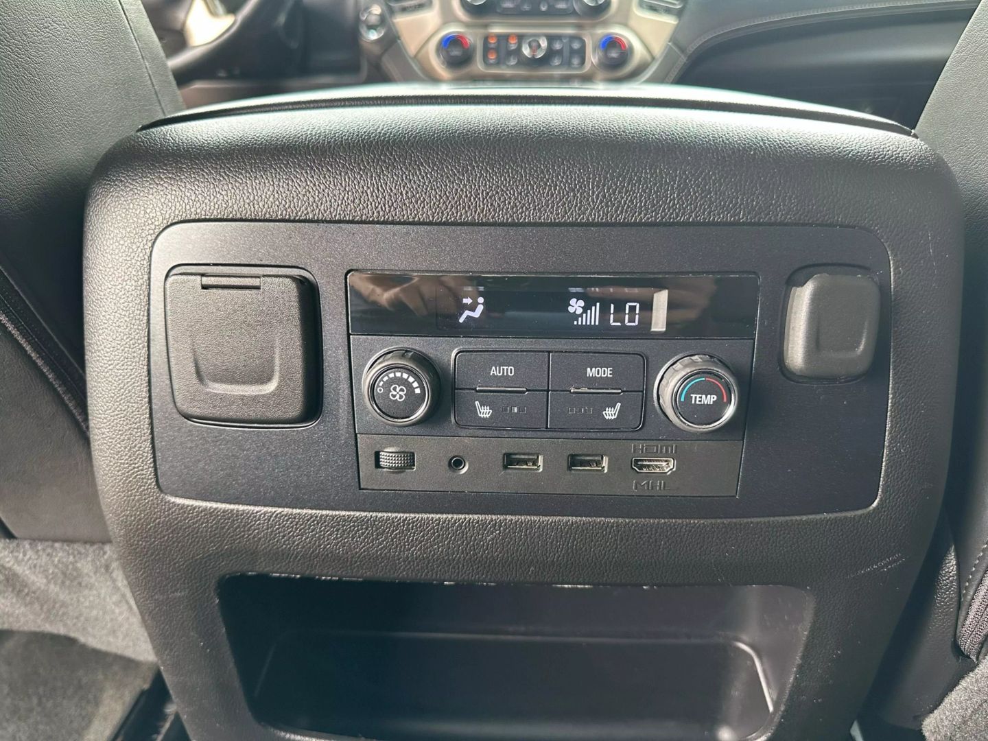 2017 Gmc Yukon Xl - Image 18