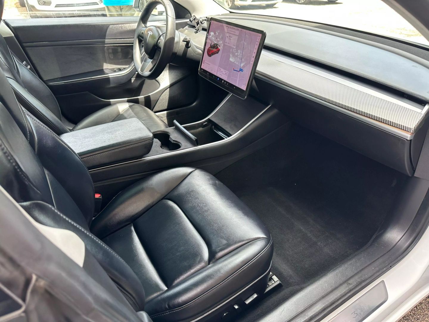 2020 Tesla Model 3 - Image 21