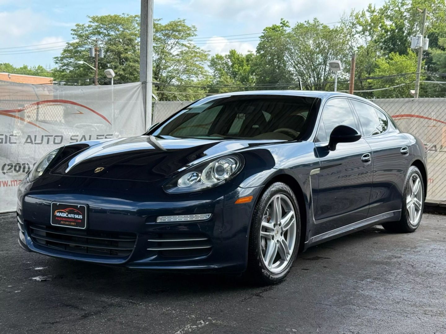 2015 Porsche Panamera - Image 3