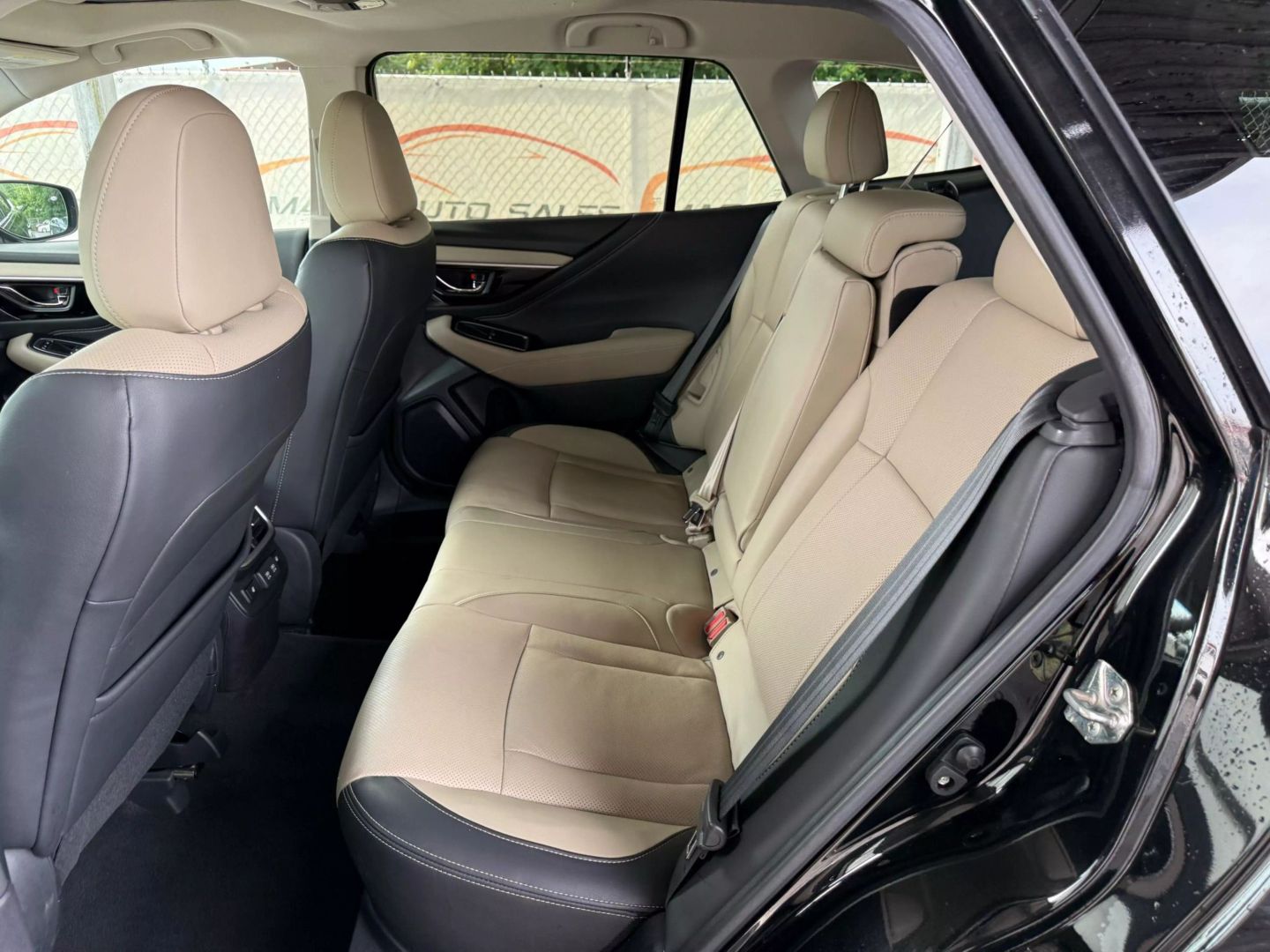 2020 Subaru Outback - Image 18