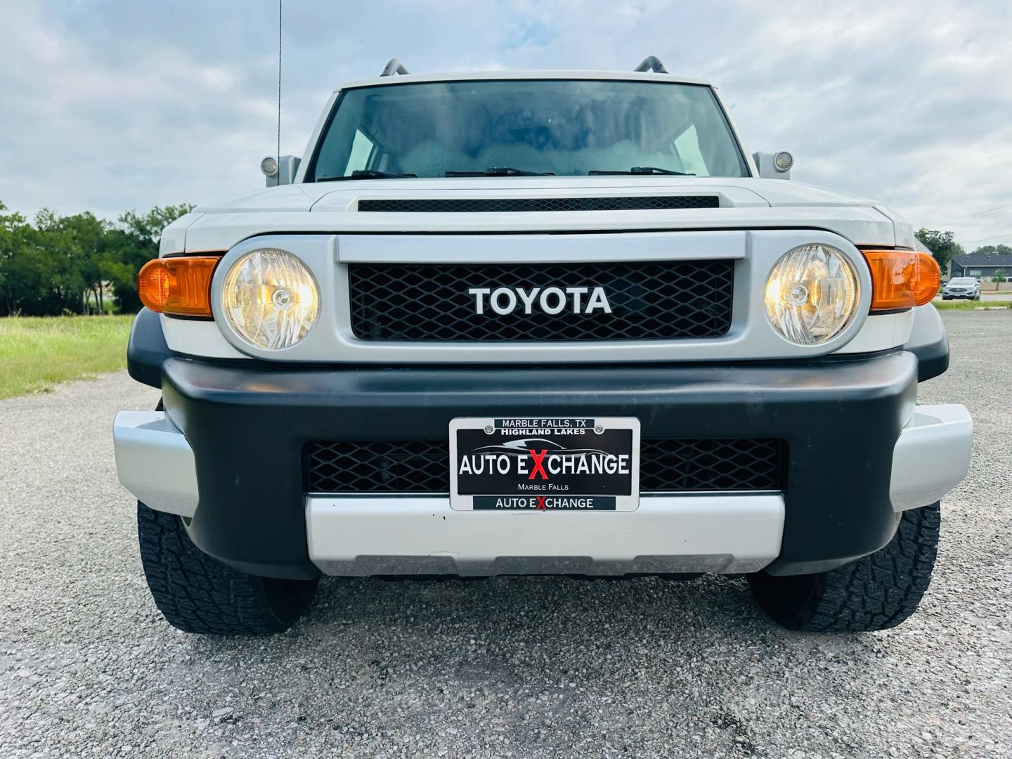 2013 Toyota Fj Cruiser - Image 3