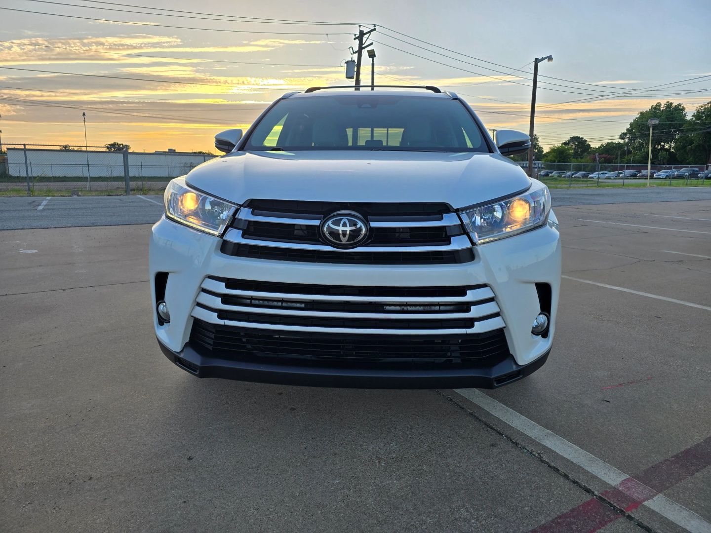 2018 Toyota Highlander - Image 6
