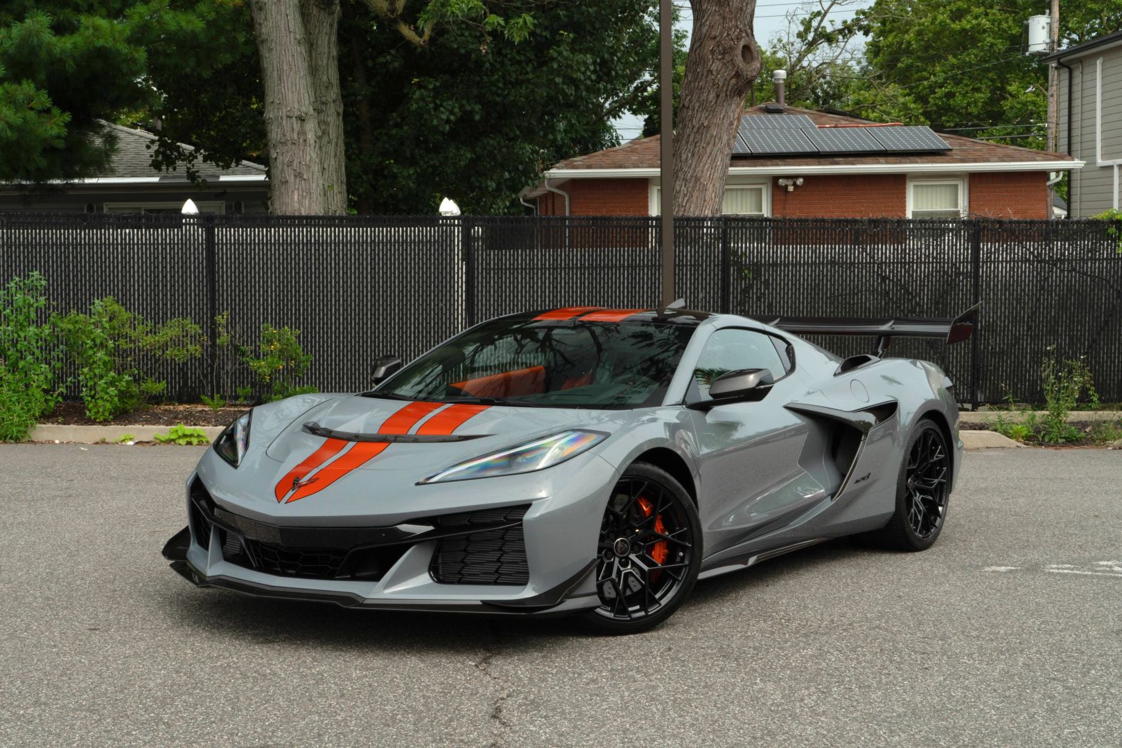 2025 Chevrolet Corvette - Image 12