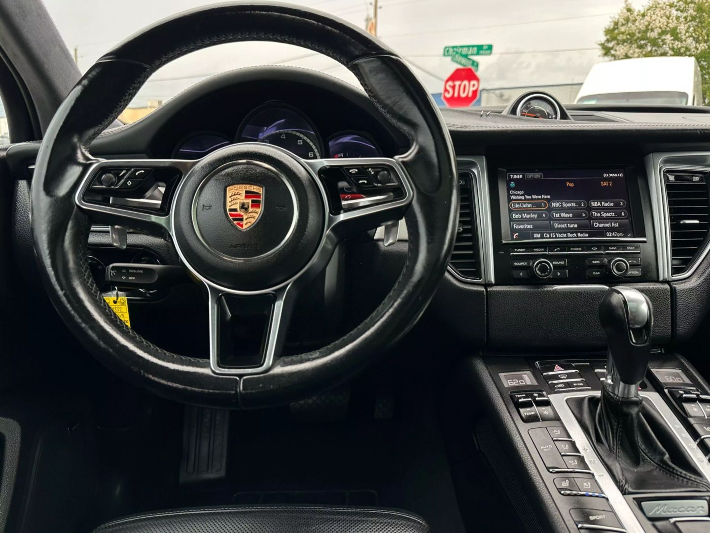 2015 Porsche Macan - Image 31