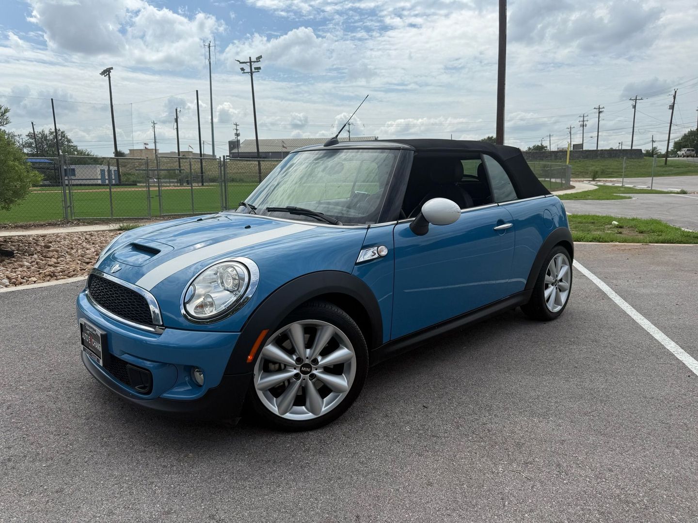 2014 Mini Convertible - Image 39