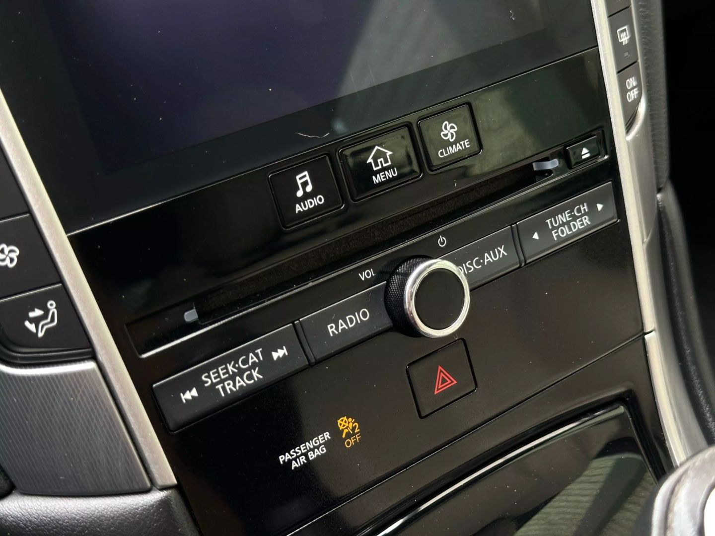2019 Infiniti Q60 - Image 20