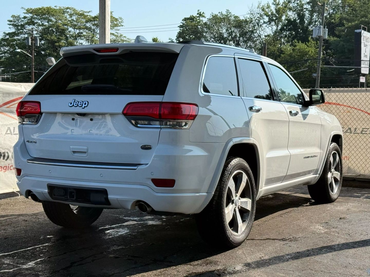2015 Jeep Grand Cherokee - Image 9