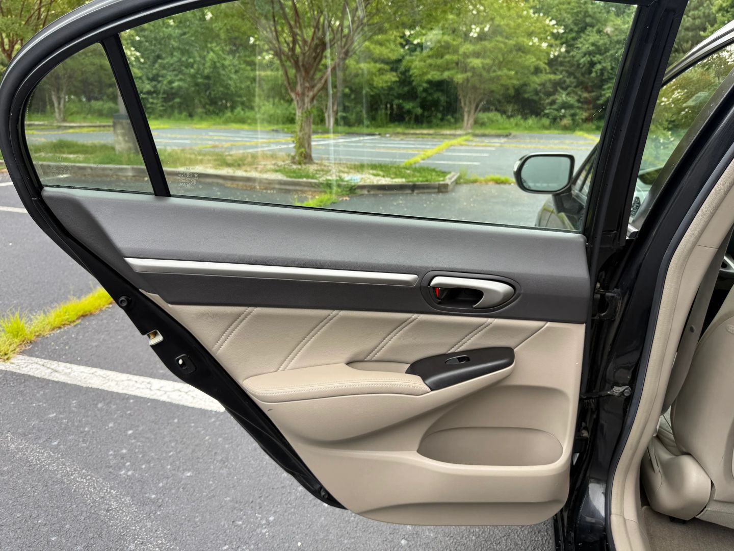 2010 Honda Civic - Image 11