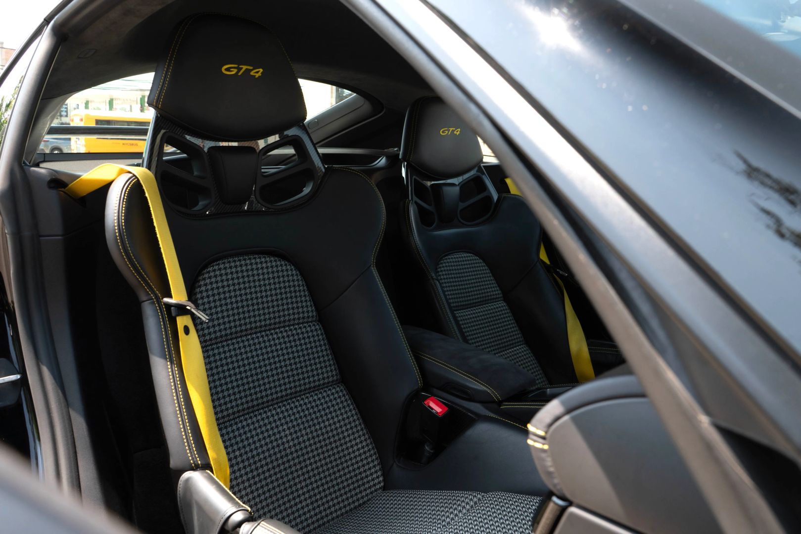 2020 Porsche 718 Cayman - Image 56