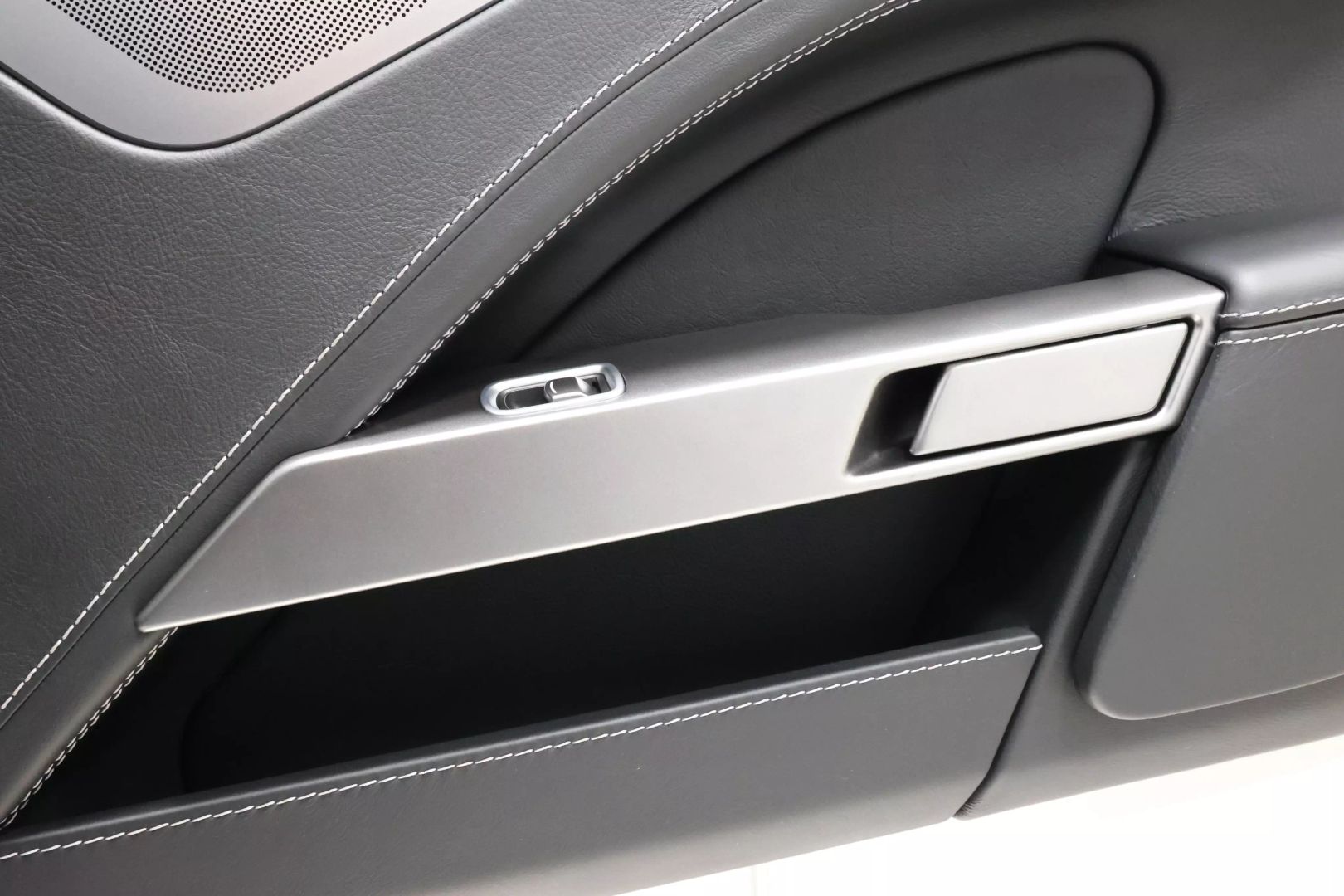 2011 Aston Martin Rapide - Image 89