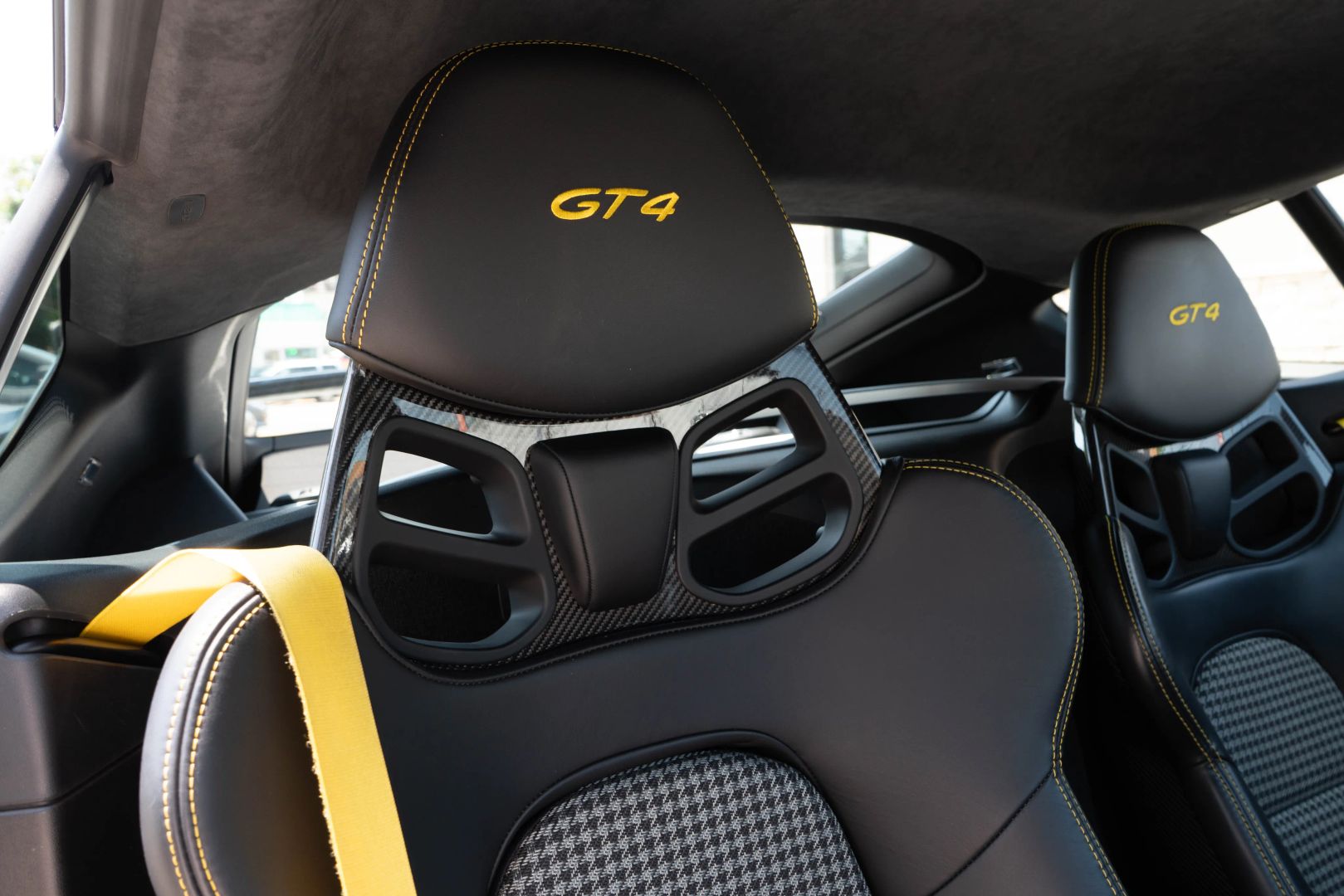 2020 Porsche 718 Cayman - Image 57