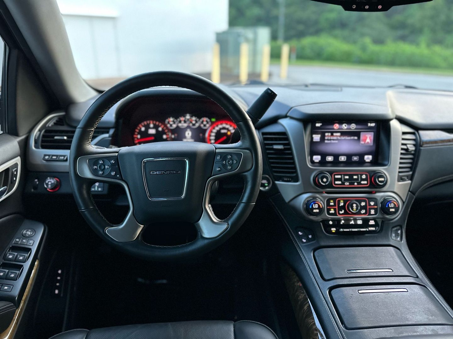 2015 GMC YUKON XL SUV V8, ECOTEC3, FF, 6.2L DENALI SPORT UTILITY 4D