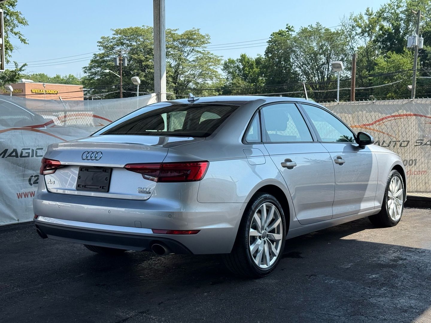 2017 Audi A4 - Image 11