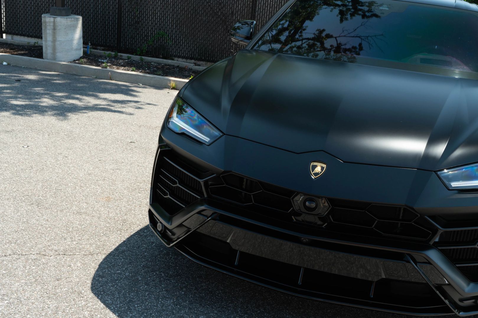 2022 Lamborghini Urus - Image 4
