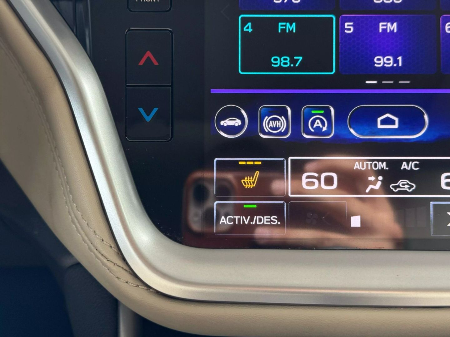 2020 Subaru Outback - Image 30