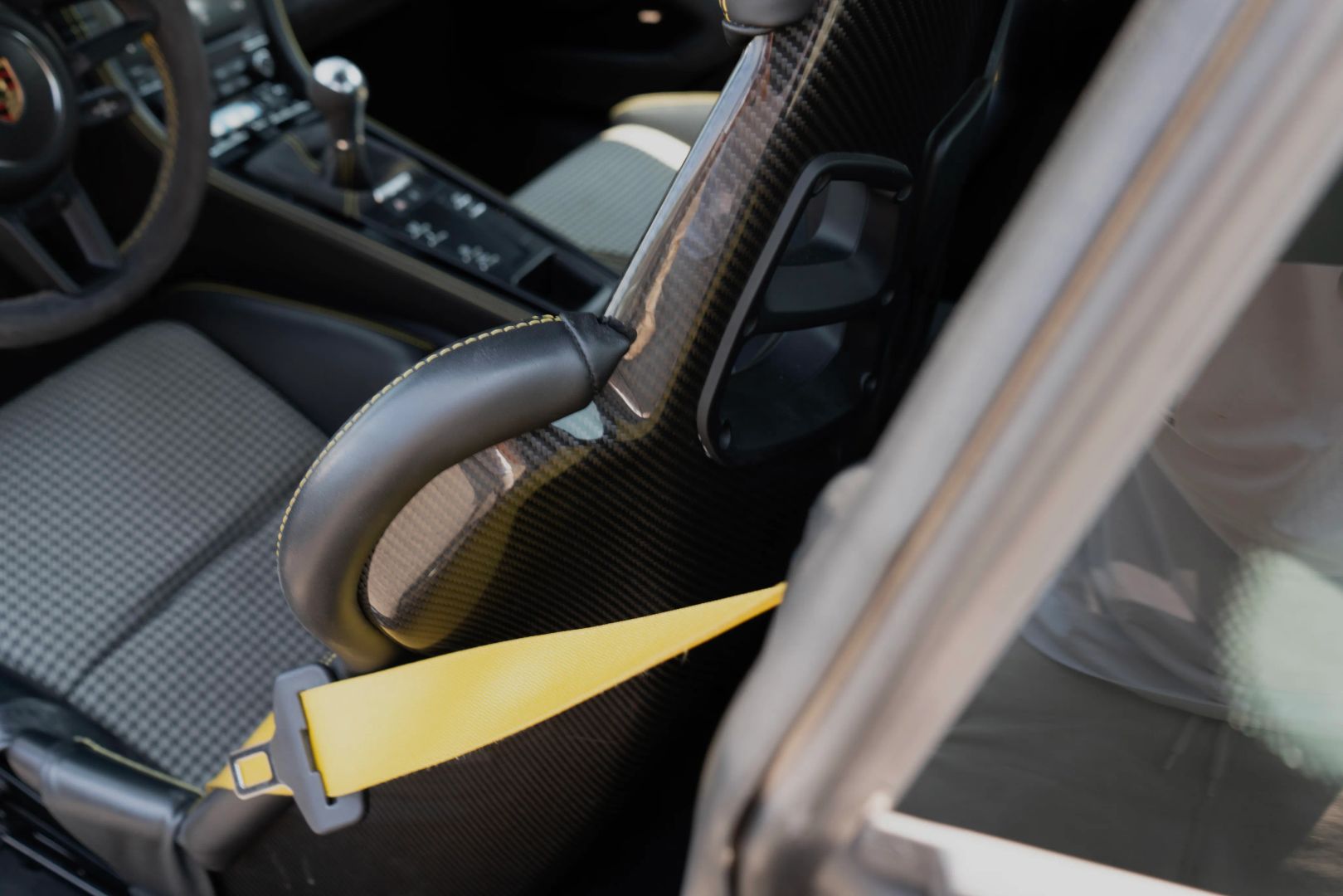 2020 Porsche 718 Cayman - Image 43