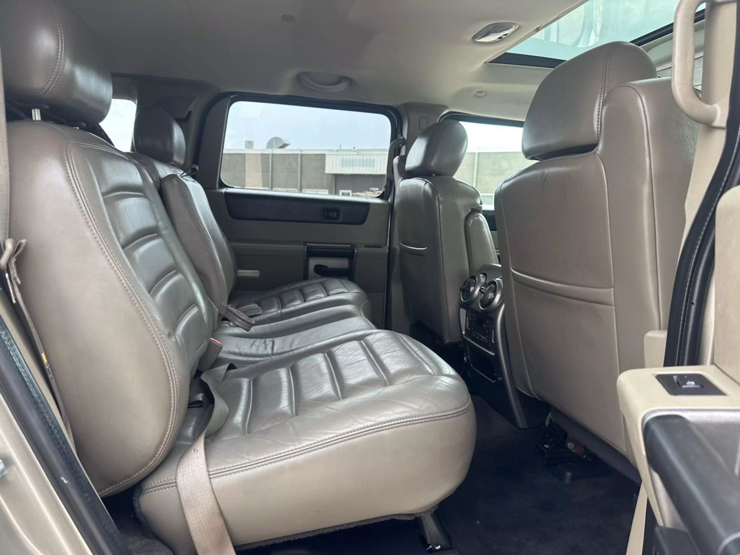 2003 Hummer H2 - Image 28