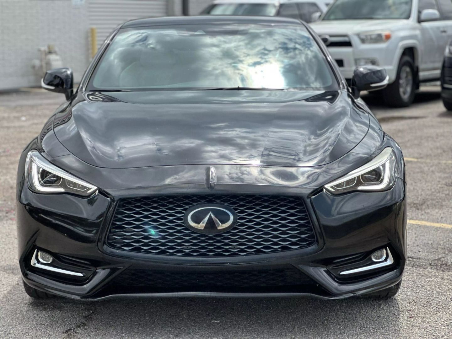 2019 Infiniti Q60 - Image 10