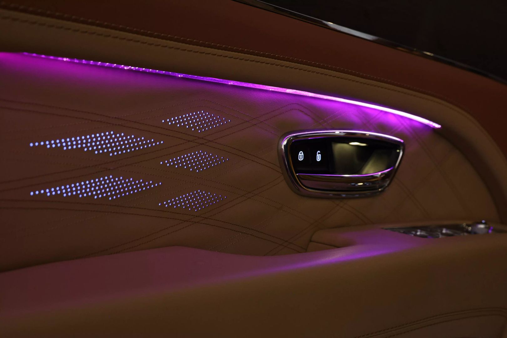 2023 Bentley Bentayga Ewb - Image 133