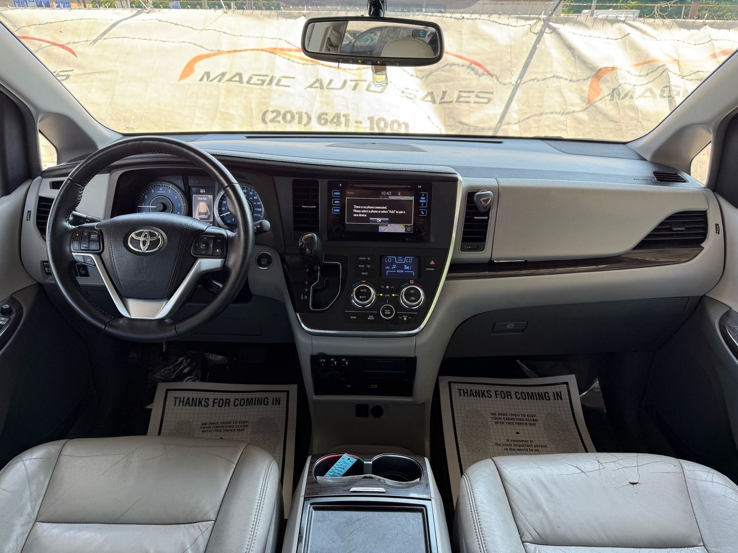 2015 Toyota Sienna - Image 26