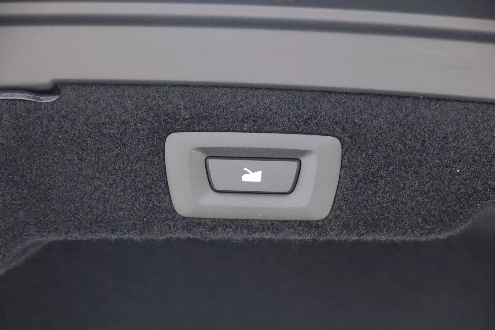2025 Lucid Air - Image 64