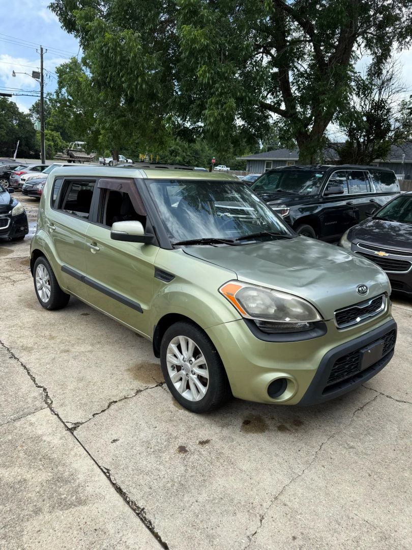 2012 Kia Soul +