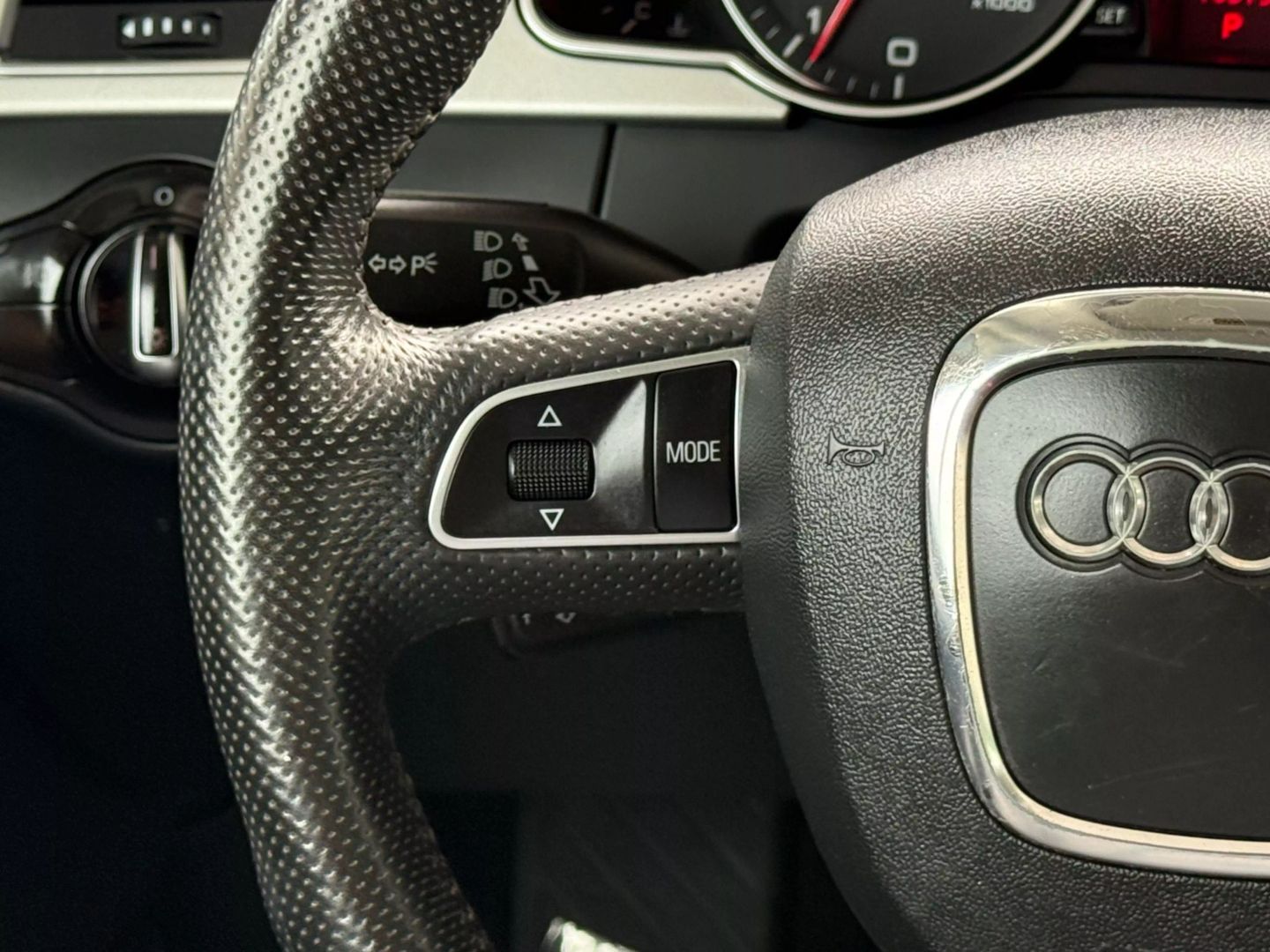 2011 Audi A5 - Image 30