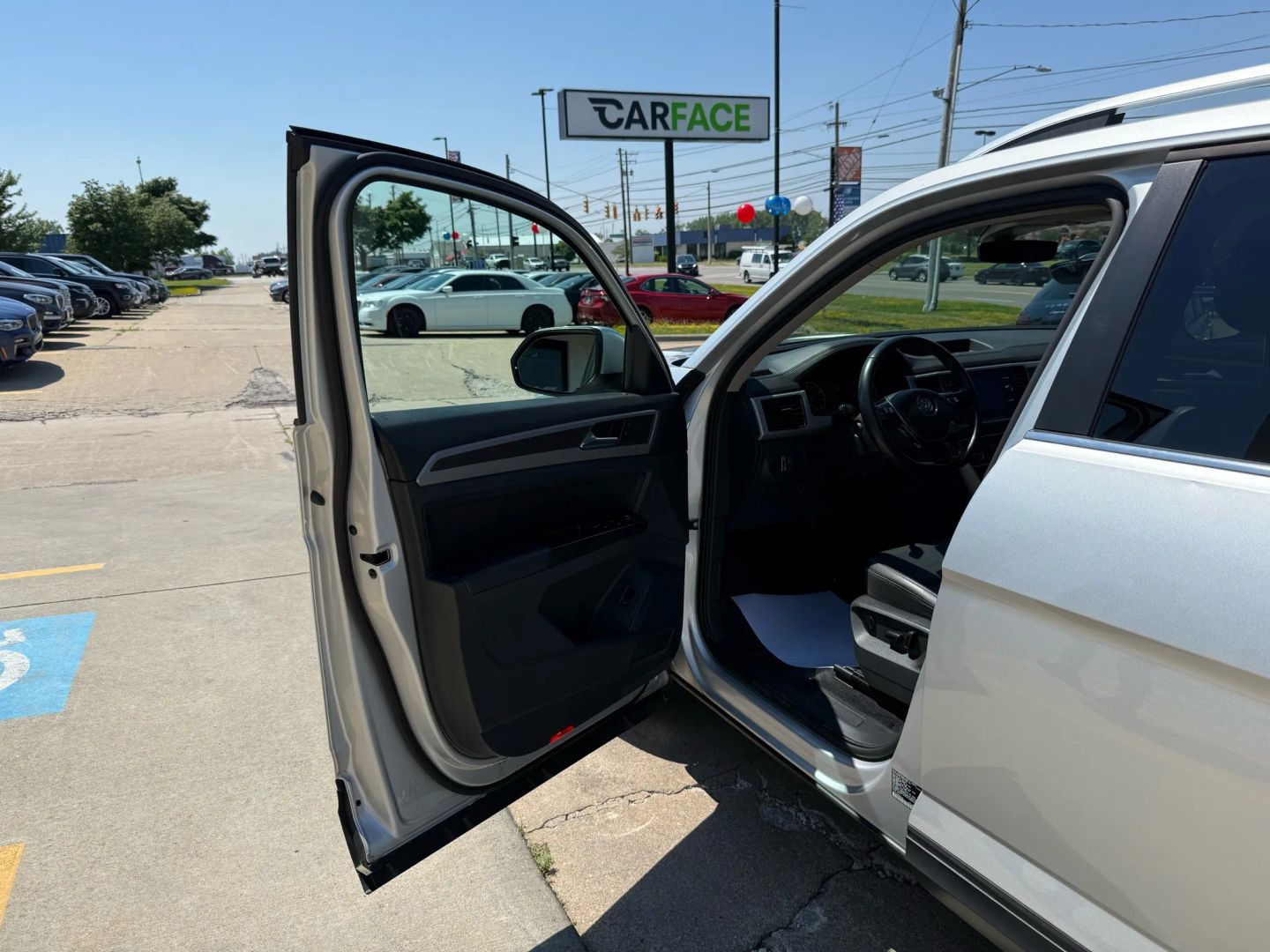 2019 Volkswagen Atlas - Image 18