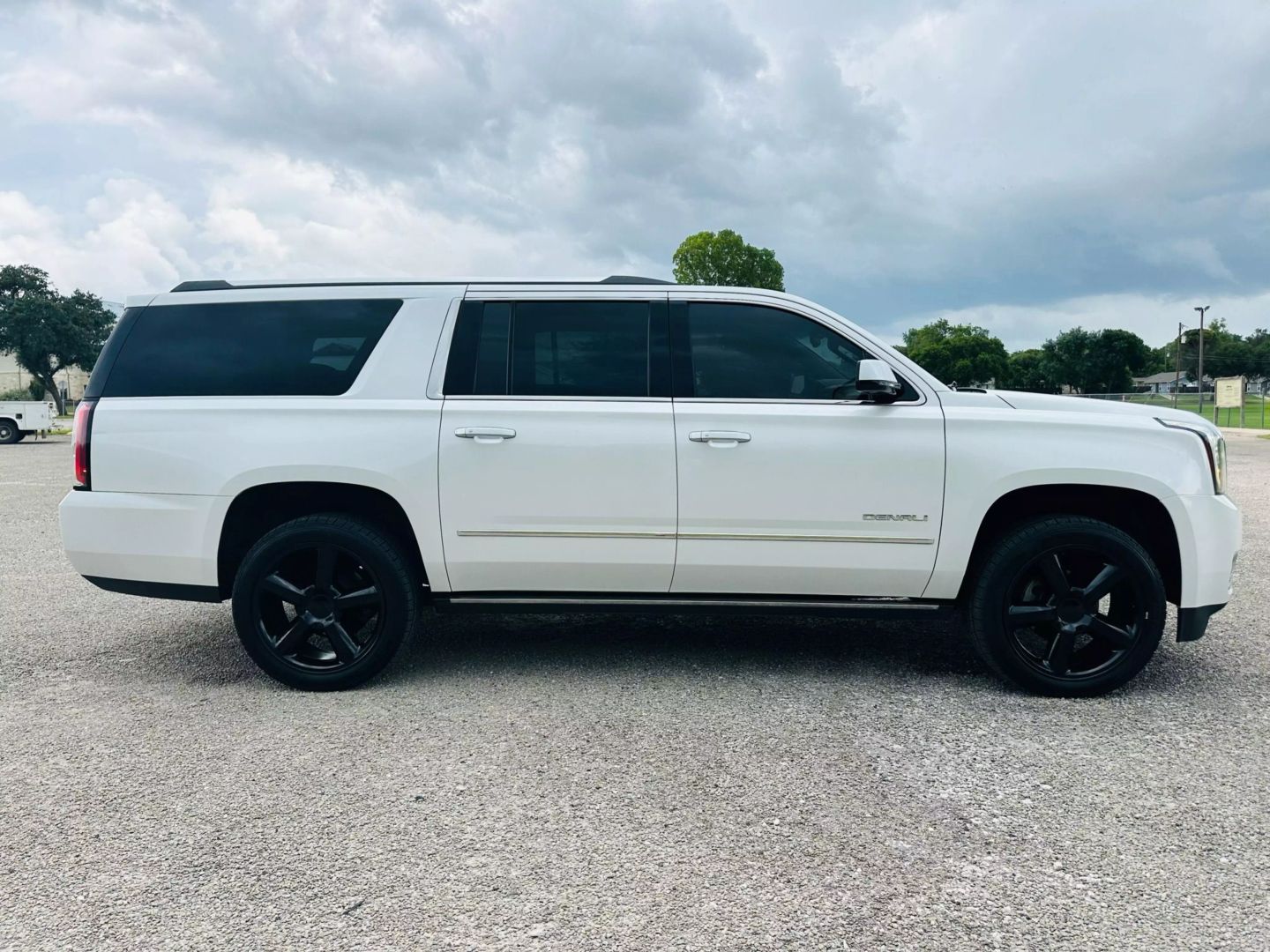 2017 Gmc Yukon Xl - Image 5