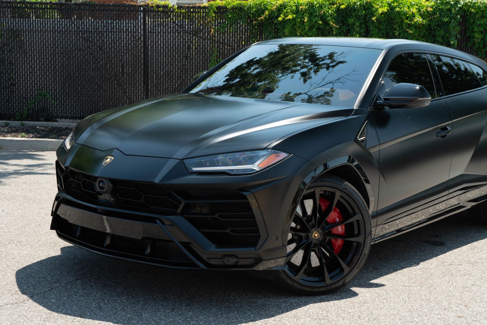 2022 Lamborghini Urus - Image 10