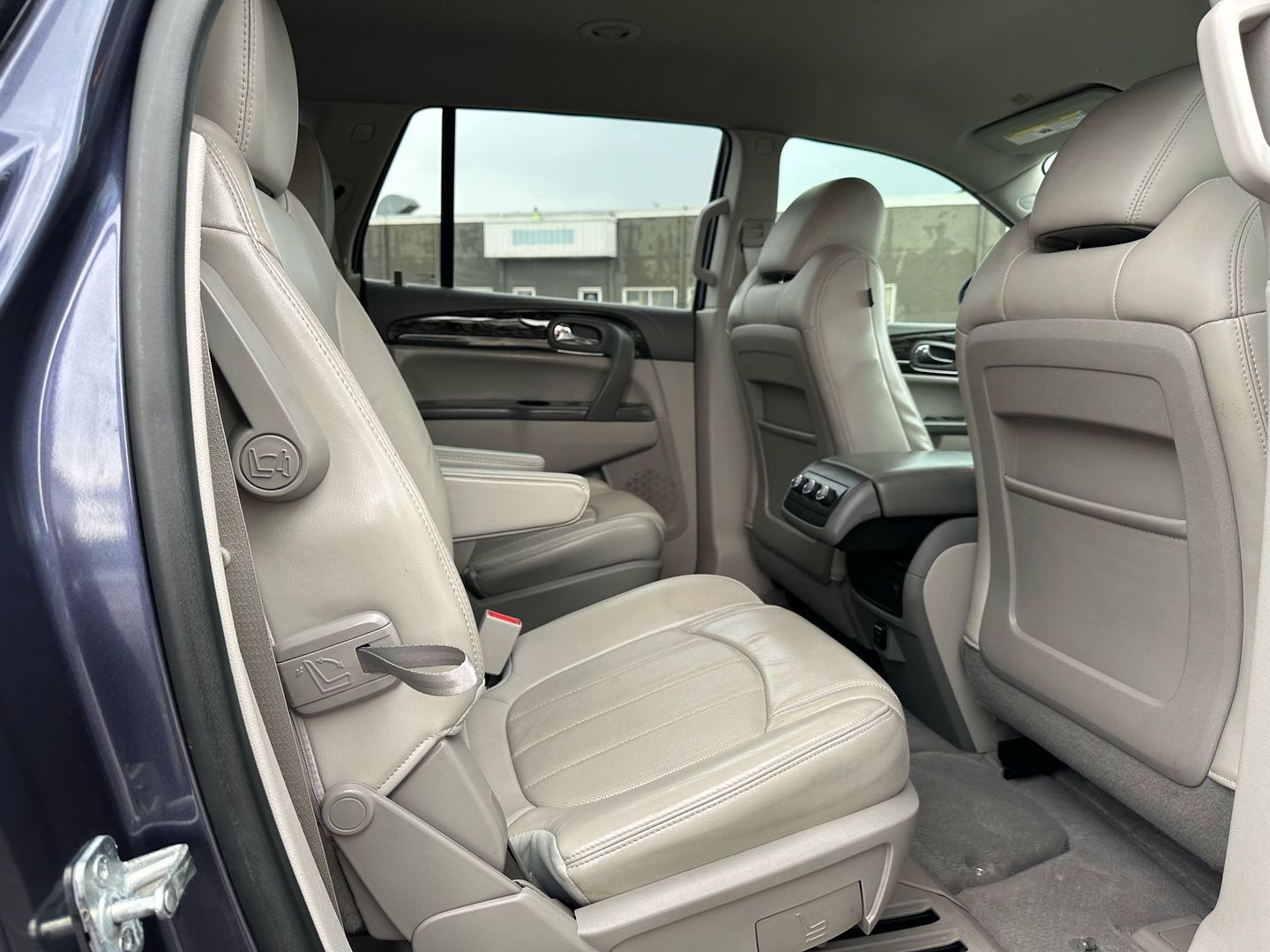 2014 Buick Enclave - Image 26