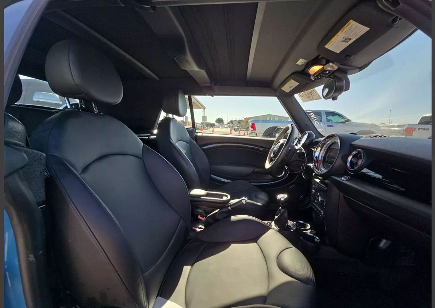 2014 Mini Convertible - Image 9