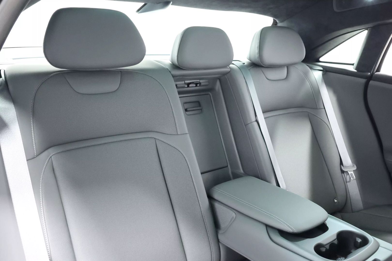 2025 Lucid Air - Image 72
