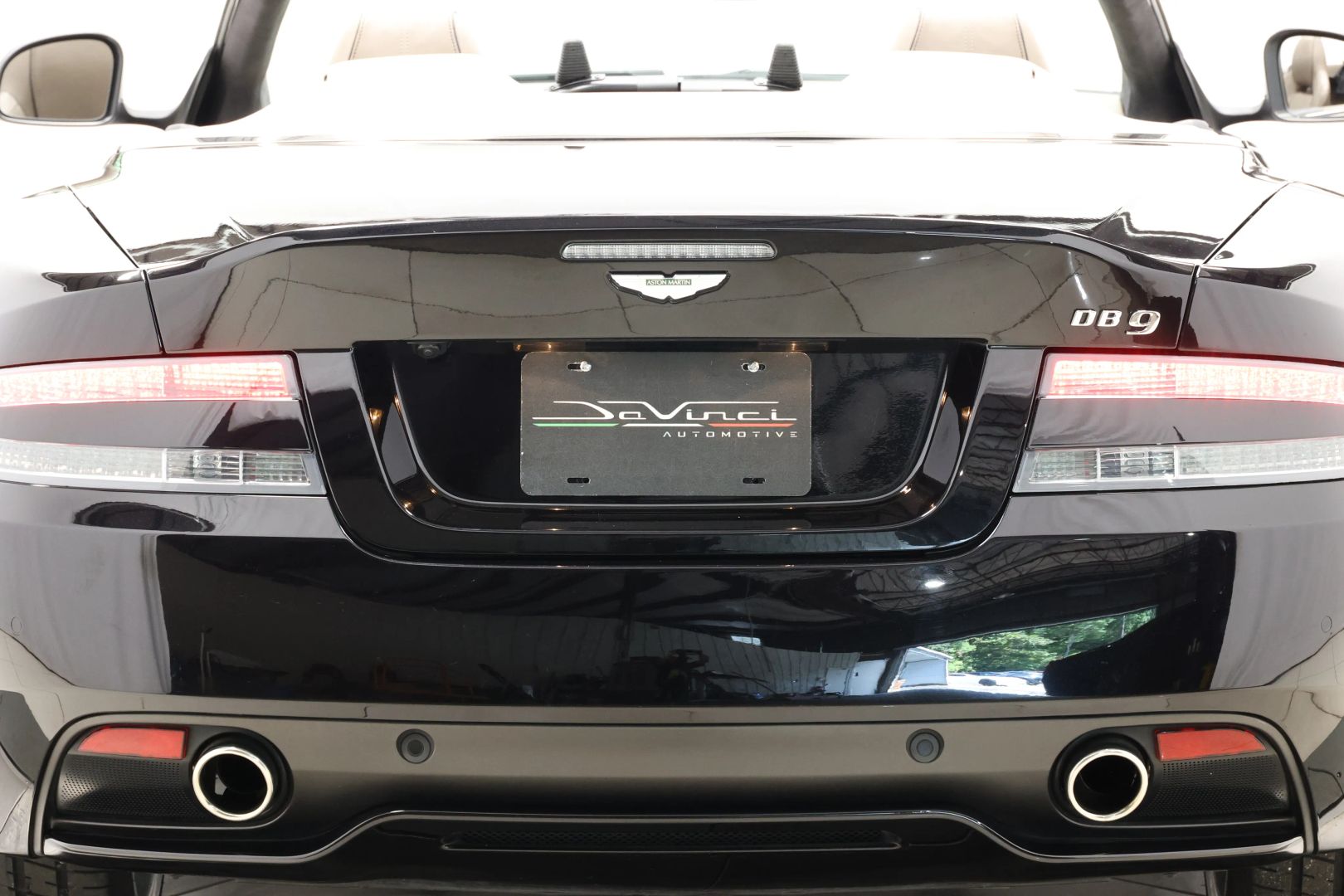 2015 Aston Martin Db9 - Image 58