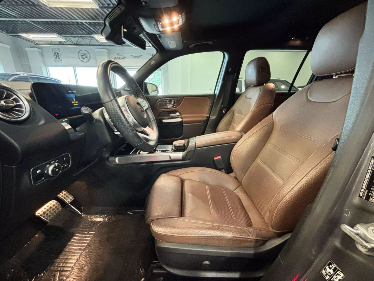 2020 Mercedes-benz Glb Glb 250 4matic Sport Utility 4d - Image 7