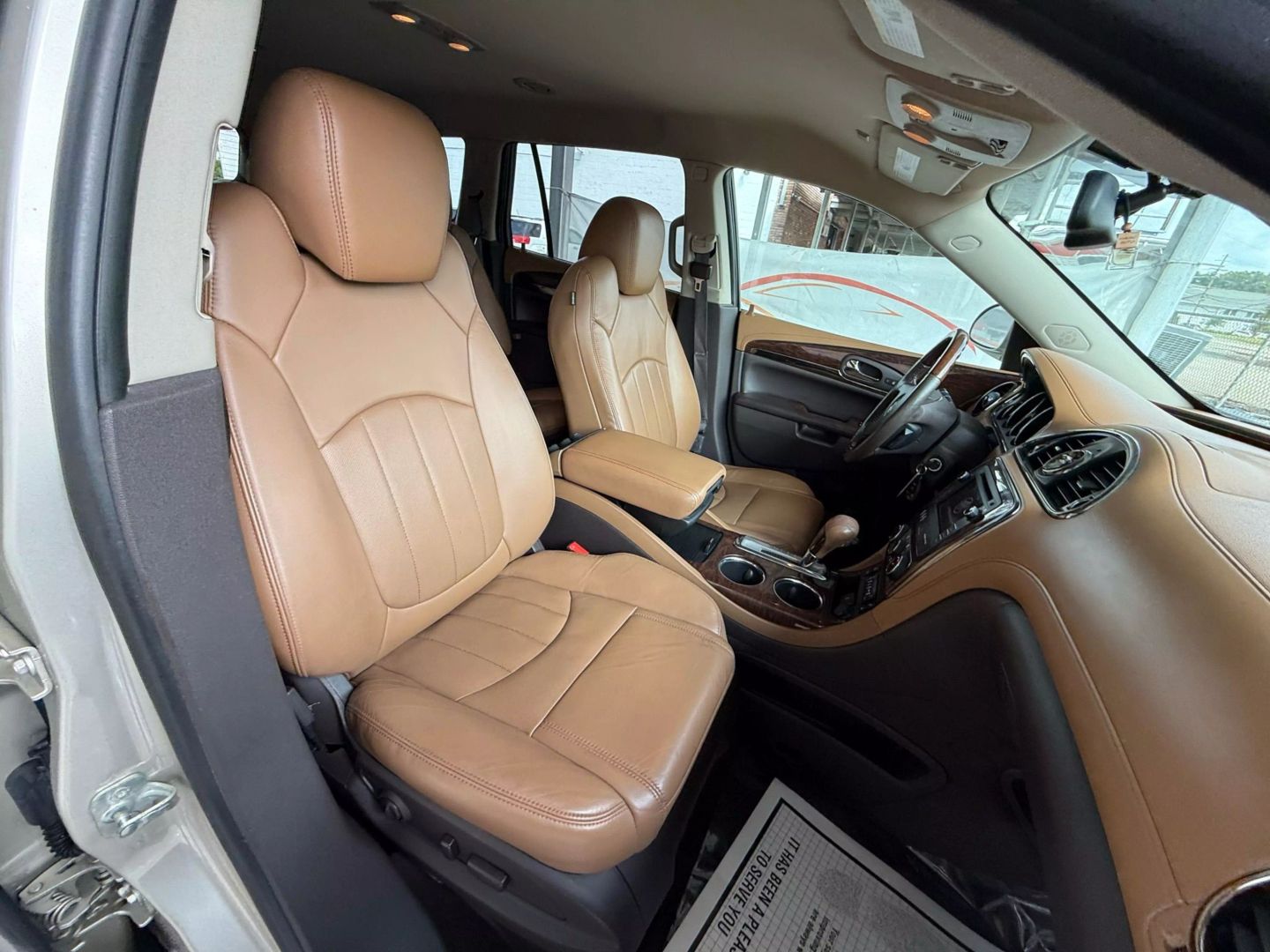 2015 Buick Enclave - Image 28
