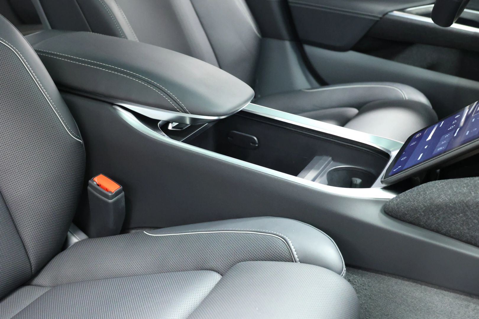2023 Lucid Air - Image 101