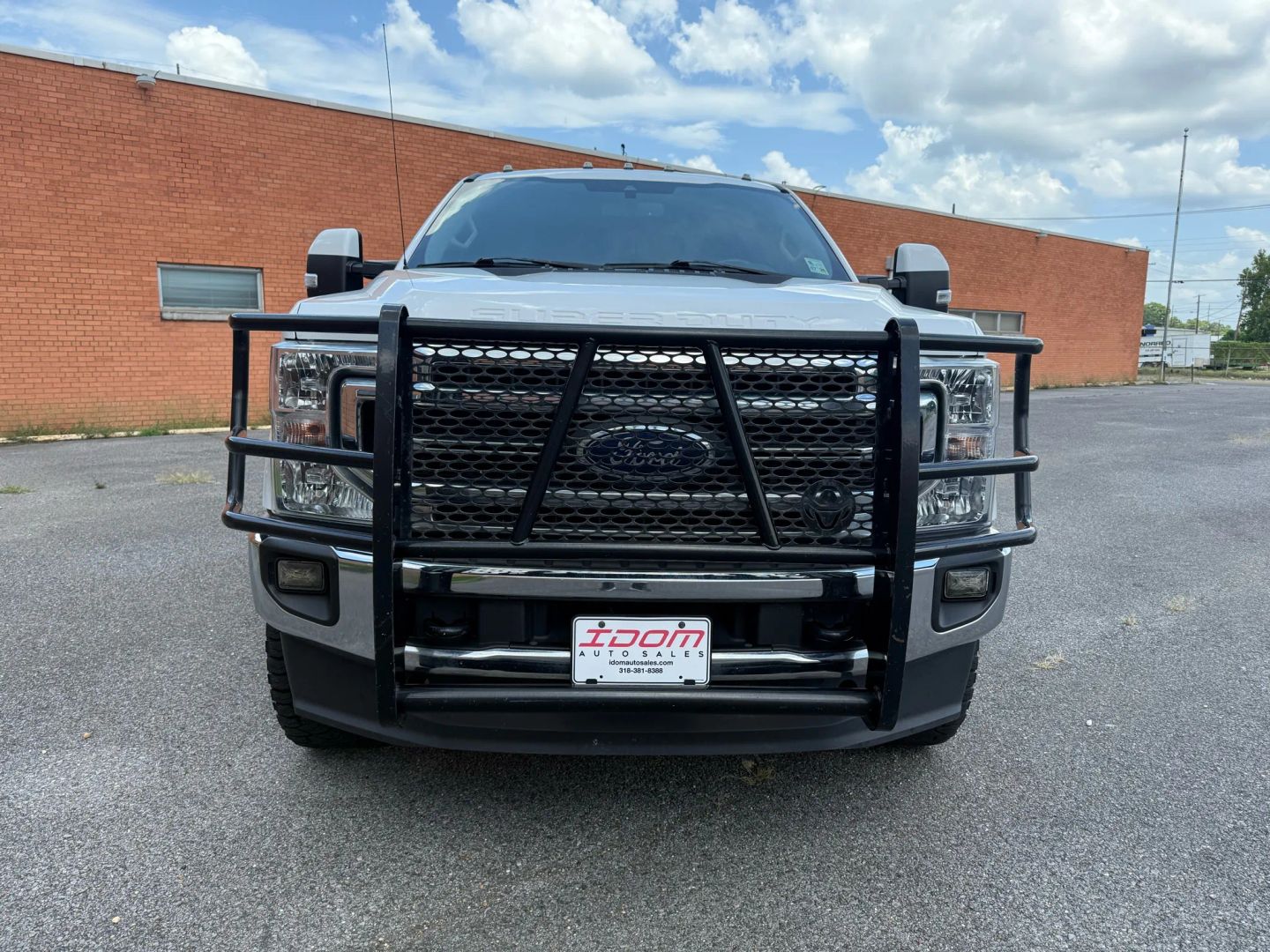 2020 Ford F250 Super Duty Crew Cab - Image 10