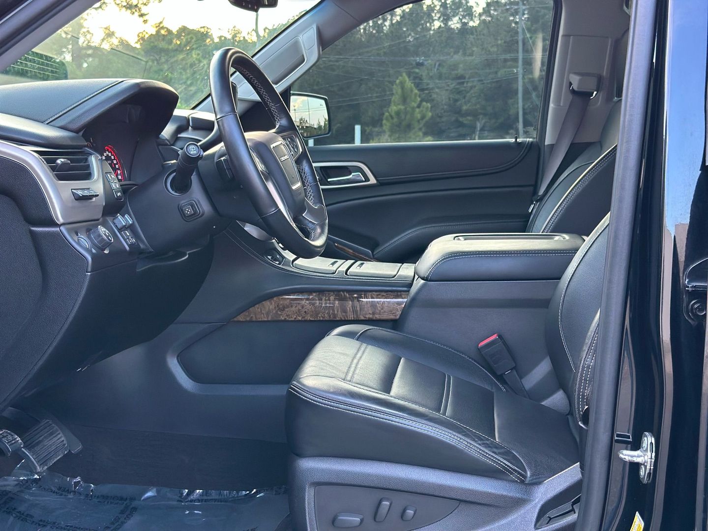 2015 GMC YUKON XL SUV V8, ECOTEC3, FF, 6.2L DENALI SPORT UTILITY 4D