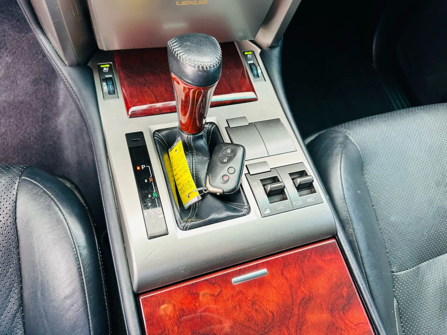 2011 Lexus Gx - Image 22