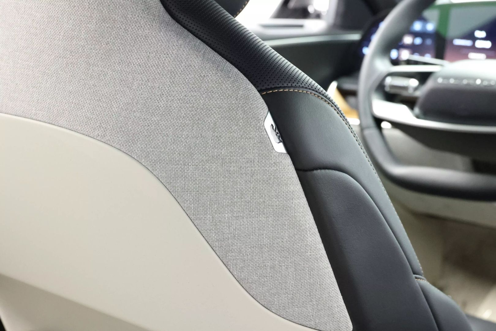 2025 Lucid Air - Image 91