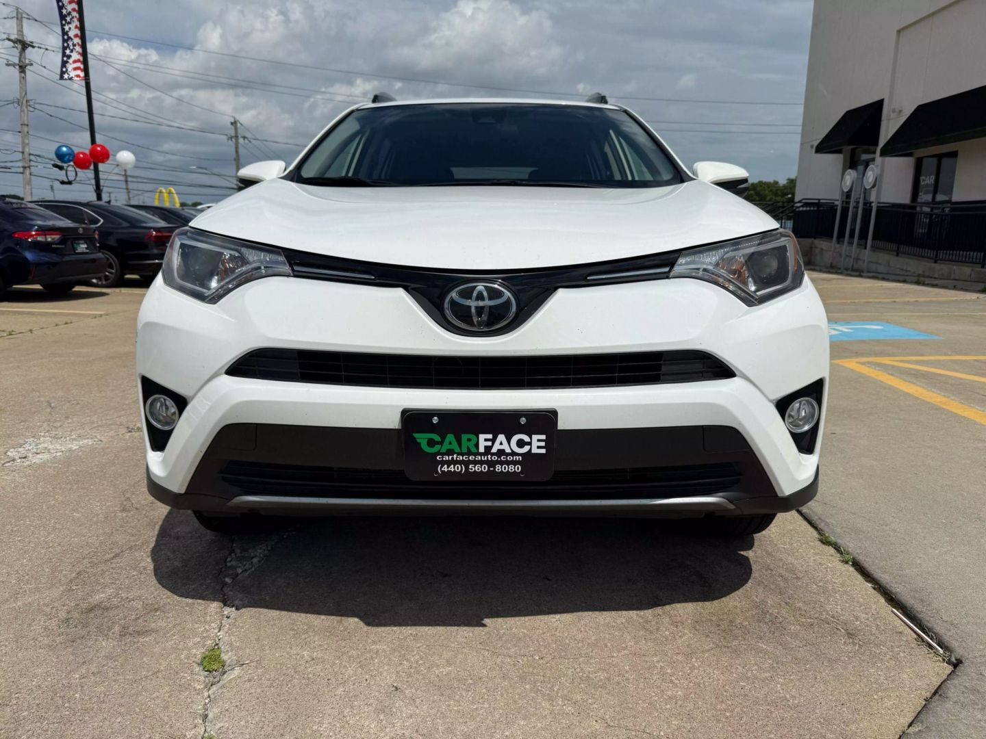 2017 Toyota Rav4 - Image 4
