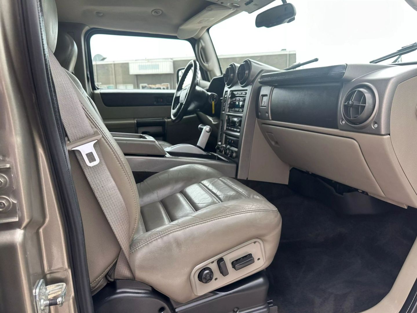 2003 Hummer H2 - Image 24